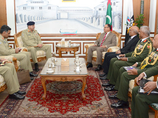 Defence Minister Adam Shareef meets with Pakistan’s Chief of Army Staff General Qamar Javed Bajwa