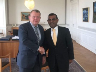 ޕްރައިމް މިނިސްޓަރ ލާސް ރަސްމުސެންއާ ރައީސް ނަޝީދު ބައްދަލުކުރައްވަނީ