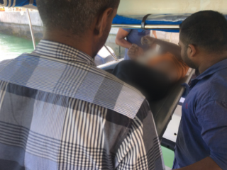 މަރުވި ނާޝިދުގެ ހަށިގަނޑު ގެންދަނީ