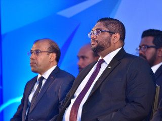 ގަނޫނީ ވަކީލުން ހުވާ ކުރުމަށް ބޭއްވި ރަސްމިޔާތުގައި ބަންޑާރަ ނައިބު މުހައްމަދު އަނިލް އަދި ސުޕްރީމް ކޯޓުގެ ފަނޑިޔާރު ބައިވެރިވެވަޑައިގެން