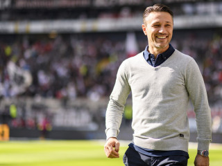 ބަޔާންގެ ކޯޗުގެ މަގާމަށް ކޮވާޗް އައްޔަނުކޮށްފި