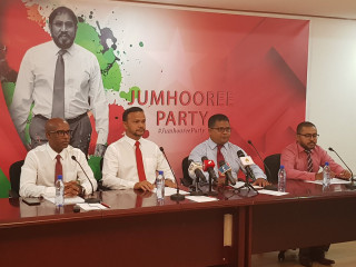 އަބްދުﷲ ރިޔާޒު ޖަލުގައި ބަންދުކޮށްގެން ގެންގުޅޭތާ 45 ދުވަސް ވެފައިވާތީ ޖޭޕީން ބޭއްވި ނޫސްވެރިންގެ ބައްދަލުވުގެ ތެރެއިން