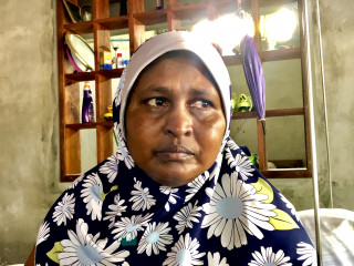 މަޔާމީންގެ ހަނދާންތައް: ދަރިފުޅަށް އެދުވަހު ސައިބޯން ލާރިދިން މަންޒަރު ކުރިމަތިން އަދިވެސް ހީވަނީ ފެންނަހެން