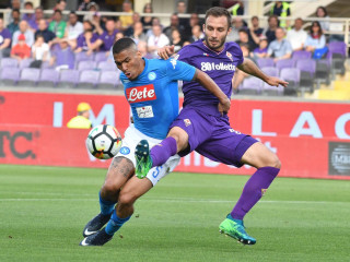 އިޓާލިއަން ސެރީއޭ: ފިއޮރެންޓީނާ އަތުން ބަލިވެ ނަޕޯލީގެ ހުވަފެން ބިލާހަކަށް