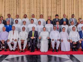 ސްރީ ލަންކާގެ 18 ވަޒީރަކު ހުވާކުރައްވައިފި