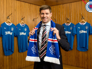 ރޭންޖާސްގެ ކޯޗުގެ މަގާމާއި ޖެރާޑް ހަވާލުވެއްޖެ