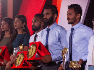 މިހާރު އެވޯޑްސް: ކުޅިވަރުގައި ފާހަގަކޮށްލެވޭ ފަރާތްތަކަށް ޝަރަފު އަރުވައިފި