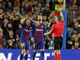 ރޮބާޓޯ ހަތަރު މެޗަށް ސަސްޕެންޑްކޮށްފި