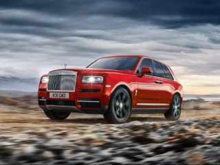 ރޯލްސް ރޮއިސްއިން އެސްޔޫވީ އިން ބާޒާރަށް ނެރެފި