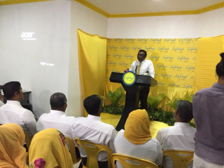 ހއ. ދިއްދޫ ކައުންސިލްގެ ރައީސް އަލީ ހާޝިމް ދިއްދޫގައި ބޭއްވި ޖަލްސާގައި ވާހަކަ ދައްކަވަނީ