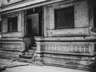 އާސާރީ ބިނާއެއް ކަމަށްވާ ހުކުރު މިސްކިތް