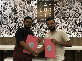 މެޓްރޯފްލެކްސް ޖިމްއާއި ކެލޮރީ ކައުންޓާ އެއްބަސްވުމެއްގައި ސޮއިކޮށްފި