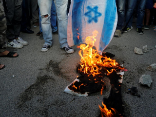 ޔަހޫދީން ގުދުސް އަތްދަށު ލައިފި – މުސްލިމް ގައުމު ތަކުގެ ވެރިން ހިމޭނުން