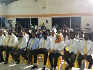 ޖަޒީރާ ރައީސްގެ ކެމްޕެއިން ހަރަކާތެއްގެ ތެރެއިން