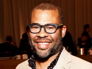 އެމެޒޯންއަށް ޖޯޑަން ޕީލޭ ސީރީޒްއެއް ހަދަނީ