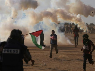 ކަރުނަގޭސް ގާޒާ ބޯޑަރުގައި ޖެހުމުން ފަލަސްތީނުގެ ރައްޔިތުން ސަލާމަތް ވުމަށް ދުވަނީ