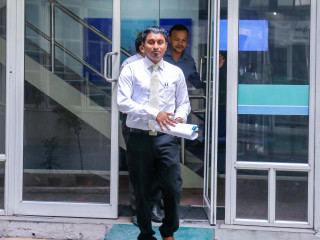ފުލުހުންގެ މުއައްސަސާ ގަޑުބަޑުވުމުގެ ޒިންމާ ރިޔާޒް އަދި ހުސެއިން ވަހީދު ނަންގަވަން ޖެހޭނެ: ނިޝާން