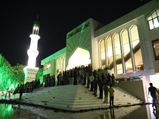 Dr. Abdul Majeed Abdul Bari’s funeral prayer on Wednesday night at the Islamic Centre