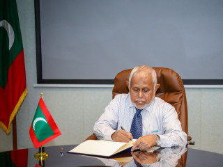 ޑރ މަޖީދުގެ ހަނދާނުގައި ތައުޒިޔާގެ ދަފްތަރެއް ހުޅުވައިފި