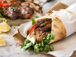 ޗިކަން ޝަވަރުމާ