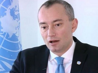 އދ. އިން މެދުއިރުމަތީގެ ސުލްހައިގެ ކަންކަމަށް ކަނޑައަޅުއްވާފައިވާ ކޯޑިނޭޓަރު ނިކޮލޭ މްލަޑެނޮވް