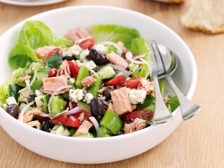 ގްރީން ޓޫނާ ސެލަޑް