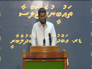 އަލްމަރްހޫމް ޑރ. އަބްދުލްމަޖީދު އަބްދުލްބާރީގެ ދަރިކަލުން އަހުމަދު ފިރާސް