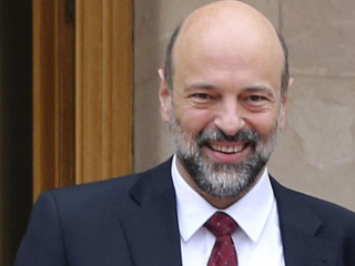 އުރުދުންގެ ބޮޑުވަޒީރުކަމަށް ރައްޒާޒް އައްޔަނު ކުރައްވައިފި