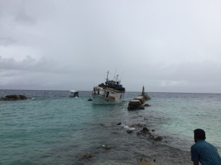 ތ. ގުރައިދޫ ނެރު މައްޗަށް ބޯޓެއް އުރިއްޖެ