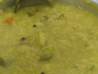 ބަނބުކެޔޮ ކުޅި ބަތްޕެން - ނާޒްމީ ސައީދު