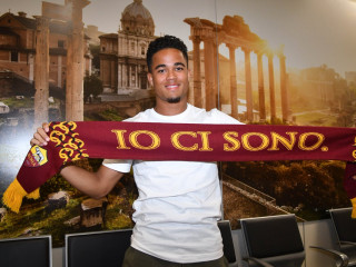 ޖަސްޓިން ކްލައިވެޓް އޭއެސް ރޯމާއަށް