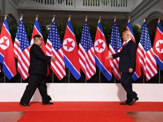 ޓްރަމްޕްއަށް އަދިވެސް ކިމް އިތުބާރު ކުރައްވާ: ދެކުނު ކޮރެއާ