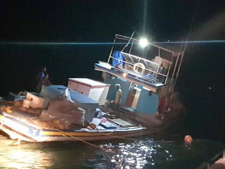 ފަރަށްއެރި ގެލެކްސީ ދޯނި