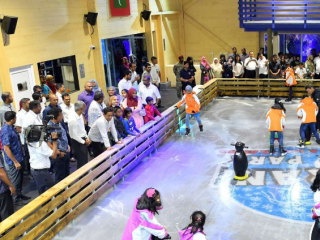 President Yameen and first lady inaugurate ‘Rasrani Winter Park’