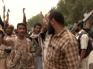 ސަޢޫދީ-ޔޫއޭއީ ފައުޖުން ހުދައިދާގެ އެއަރޕޯޓް ހިފައިފި