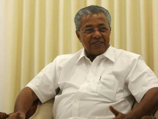 އިންޑިއާގެ ކެރެލާގެ ޗީފް މިނިސްޓަރ ޕިނަރައި ވިޖެޔަން