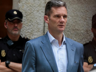 ސްޕެއިންގެ ރަސްގެފާނުގެ ޅިޔަނު އަމިއްލައަށް ގޮސް ޖަލުގައި ބަންދުވެއްޖެ