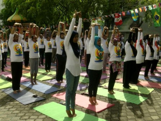 ޔޯގާ ދުވަސް ފާހަގަ ކުރަން ބޭއްވި ހަރަކާތުގައި ގިނަ ބަޔަކު ބައިވެރިވެއްޖެ