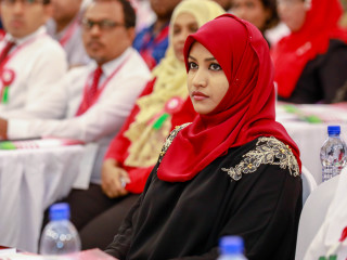 އައިޝަތު ނަހުލާ -  ޕާޓީގެ ކައުންސިލްގެ ގޮނޑި ނަހުލާ ކާމިޔާބު ކުރެއްވީ 227 ވޯޓުން