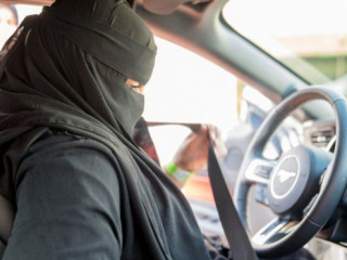 އާދިއްތަ ދުވަހުން ފެށިގެން ސައުދީ އަންހެނުންނަށް ކާރު ދުއްވޭނެ