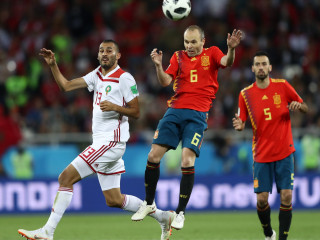 ސްޕެއިންގެ އިނިއެސްޓާ ބޮލުން ބޯޅައިގައި ޖަހަނީ - މިއަހަރުގެ ގްރޫޕް ފިޔަވަހީގައި ކުޅުނު އެއްވެސް މެޗަކުން ސްޕެއިން ބަލިވެފައެއް ނުވޭ