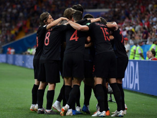 ކްރޮއޭޝިއާގެ ކުޅުންތެރިން ލަނޑު ޖެހުމަށްފަހު އުފާފާޅުކުރަނީ