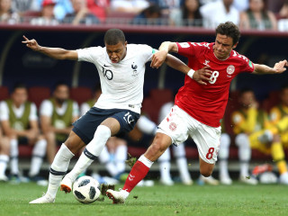 ވާރލްޑް ކަޕް: ފްރާންސް އަދި ޑެންމާކްގެ މެޗު، މި ވާރލްޑް ކަޕްގައި ލަނޑެއް ނުފެނުނު ފުރަތަމަ މެޗު