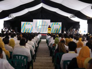 އއ. އުކުޅަހުގައި ބޭއްވި އެމްޑީޕީގެ ތިން ވަަނަ ކޮންގްރެސްގެ ތެރެއިން