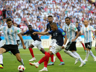 ވާރލްޑް ކަޕް: އެމްބާޕޭގެ މޮޅު ކުޅުމާއެކު މެސީ އަދި އާޖެންޓީނައަށް ވާރލްޑް ކަޕް ނިމިއްޖެ