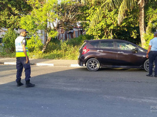 އައްޑޫގައި ޓްރެފިކް ފުލުހުން ހަރަކާތްތެރި ވަނީ