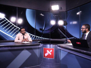 އިލެކްޝަންސް ކޮމިޝަންގެ މެމްބަރު އަކްރަމް (ވ) ރާއްޖެ ޓީވީގެ ފަލަސުރުޚީ ޕްރޮގްރާމްގައި