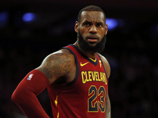 އެންބީއޭގެ އެންމެ މޮޅު ކުޅުންތެރިޔާގެ ގޮތުގައި ގިނަ ބަޔަކު ދެކޭ ލެބްރޮން ޖޭމްސް