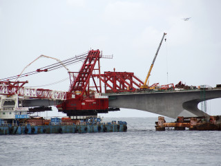 What is more important - a dreamy wedding or promising future?