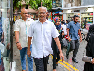 އިބޫގެ ހަށިފާރަވެރިންގެ ގޮތުގައި އެސްޕީޖީން ވަކިކުރި ދެ އޮފިސަރުން!